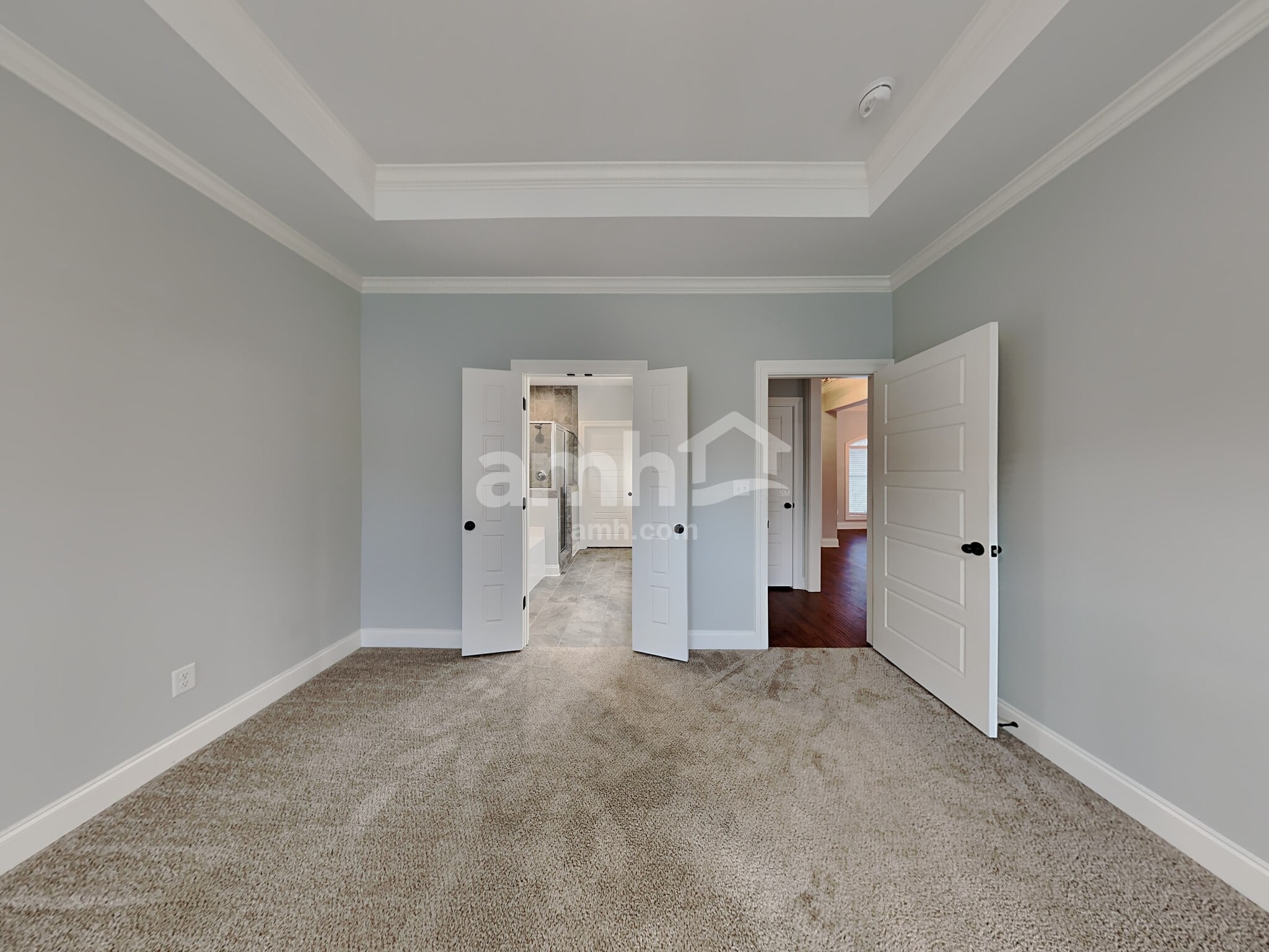 Building Photo - 4231 Vineyard Dr