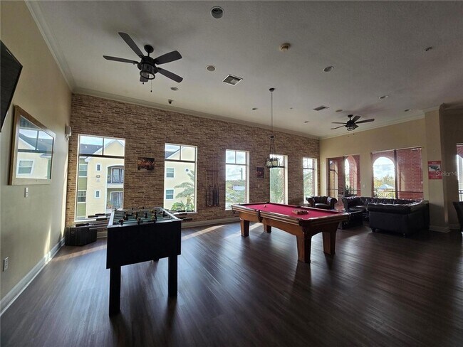 Building Photo - 1910 E Palm Ave