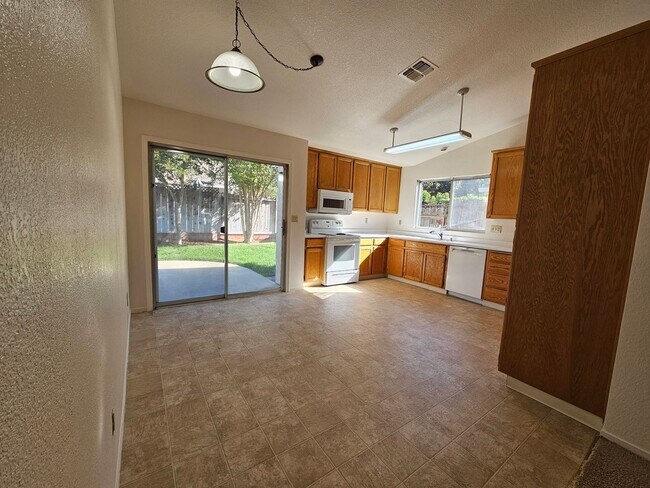 Building Photo - 1108 Citrus Ct