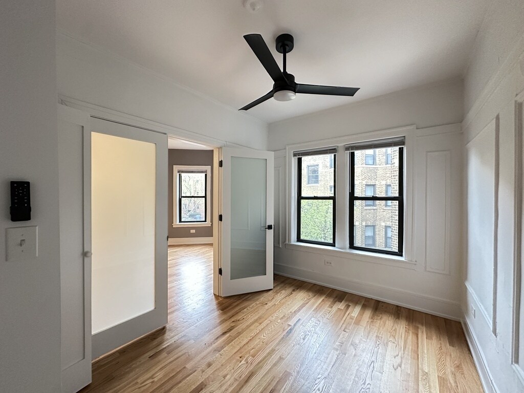 Building Photo - 639 W Cornelia Ave