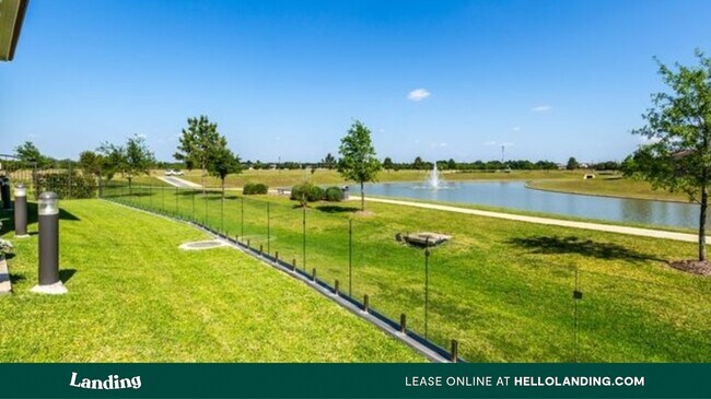 Building Photo - 700 Cobia Dr