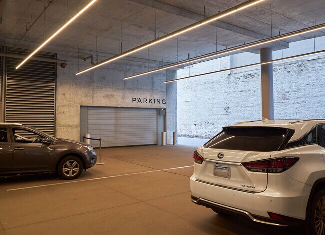 Building Photo - 1006 S Michigan Ave