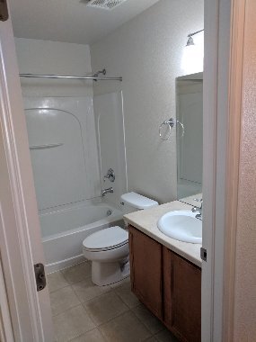 Building Photo - 732 Vista Verde Heights