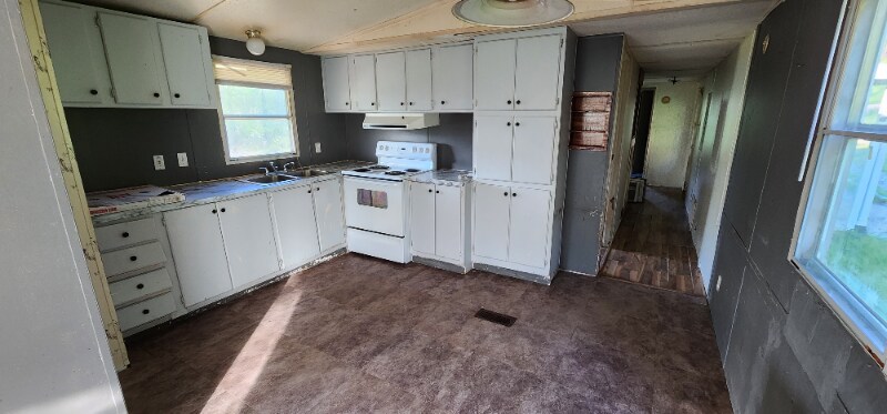 Building Photo - 89 Bud Rd