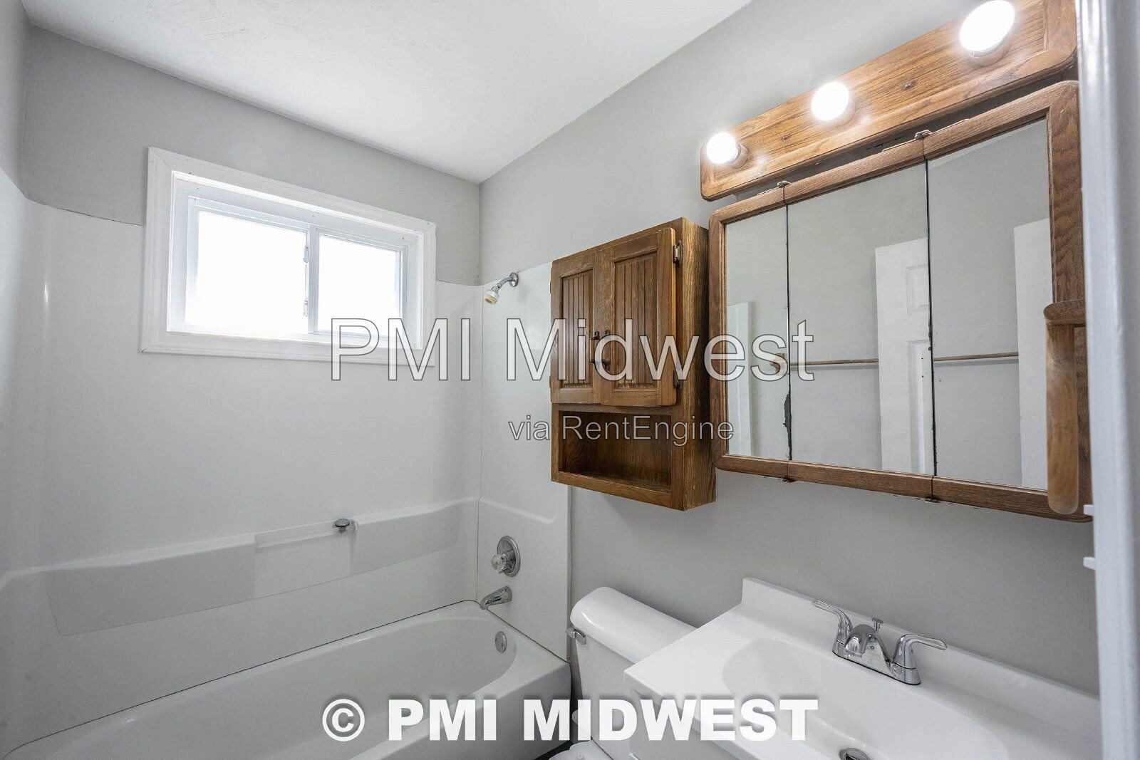 Building Photo - 5251 Longworth Pl