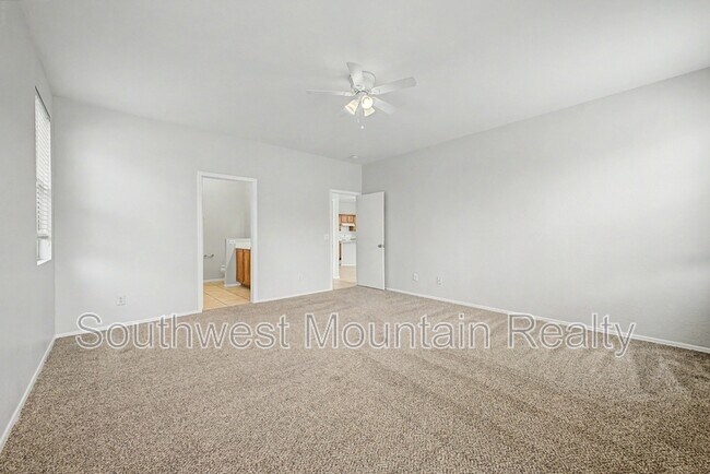 Building Photo - 45556 W Tucker Rd