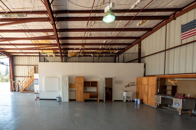 Building Photo - 18765 Cherokee Rd