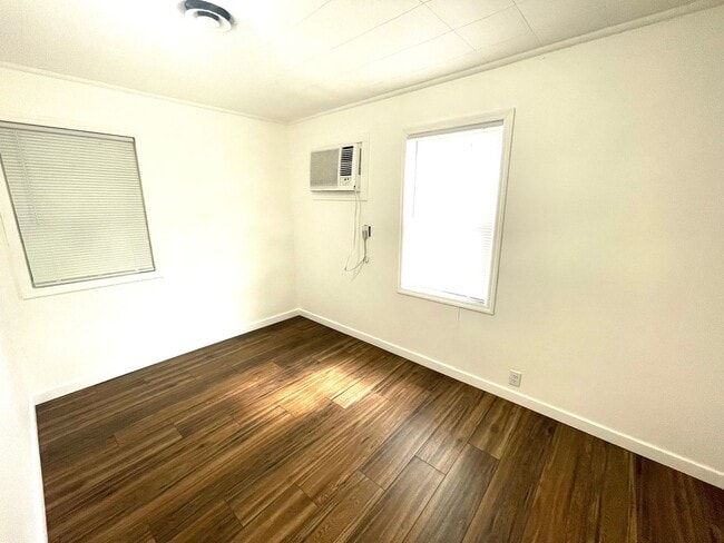 Building Photo - House in Paducah city limits 2–1