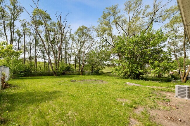 Building Photo - 4641 E 13th Pl