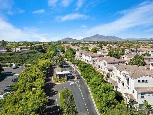 Building Photo - 1278 Fools Gold Way