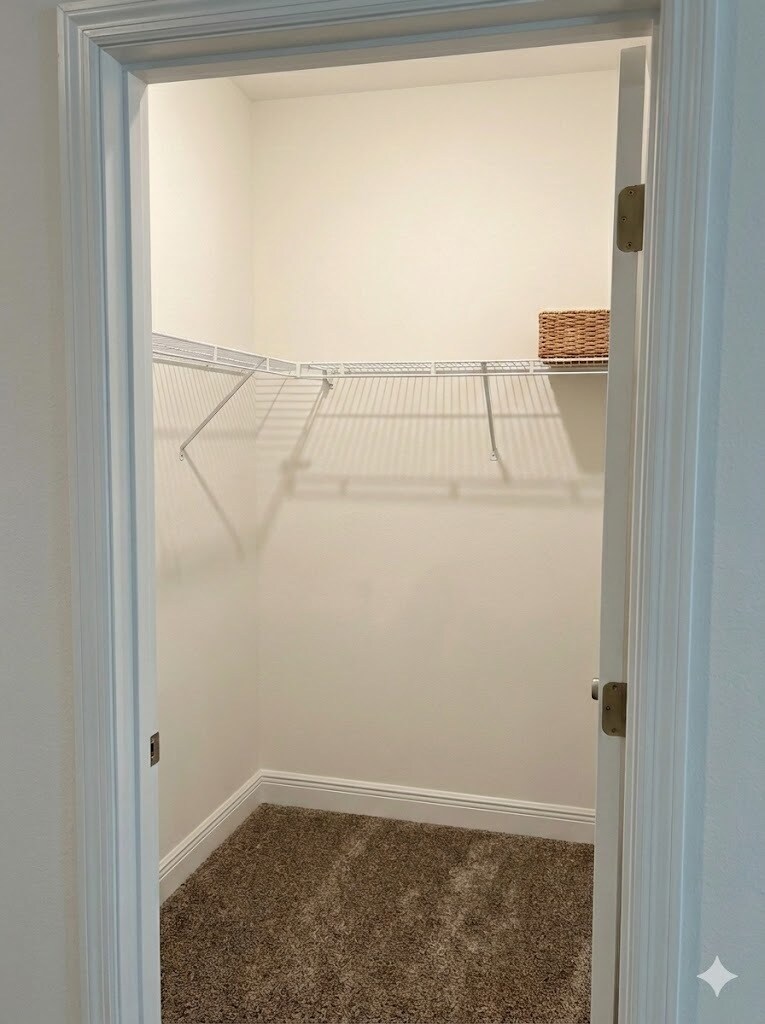 Building Photo - 15098 Lebeau Loop