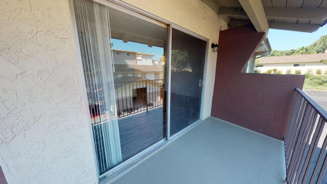 Primary Photo - 800 E Bobier Dr