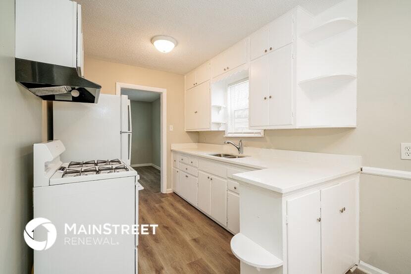 Building Photo - 3428 N Riley Ave