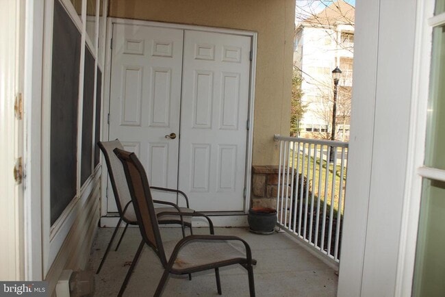 Building Photo - 611 Masterson Ct