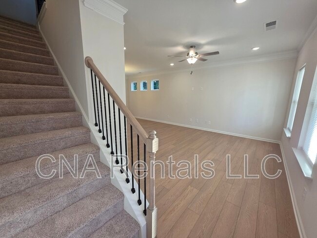 Building Photo - 1668 Eagle Dr