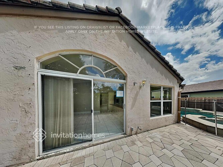 Building Photo - 16122 SW 79th Terrace