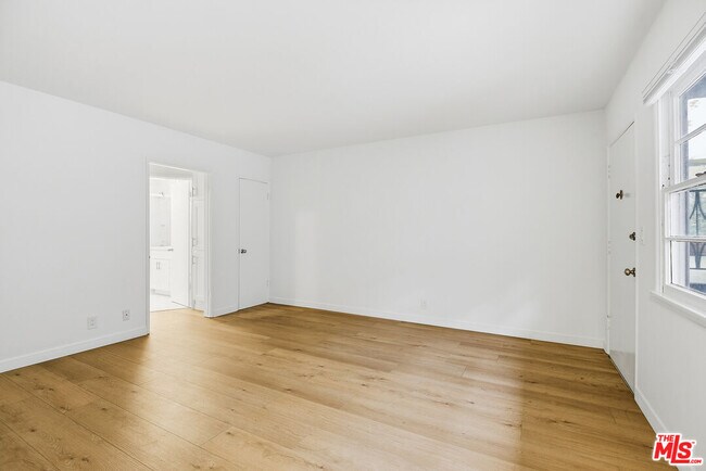 Building Photo - 1944 S Beverly Glen Blvd