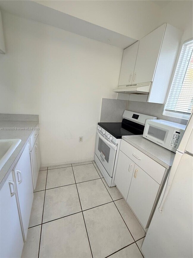 Building Photo - 12635 SW 91st St