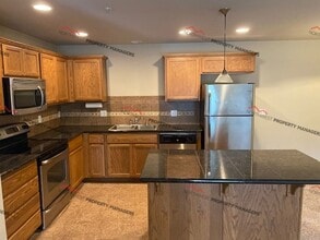 Building Photo - STATUS: AVAILABLE | R202 | $1895.00 + $100...