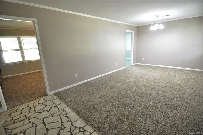 Building Photo - 334 Dee Dr