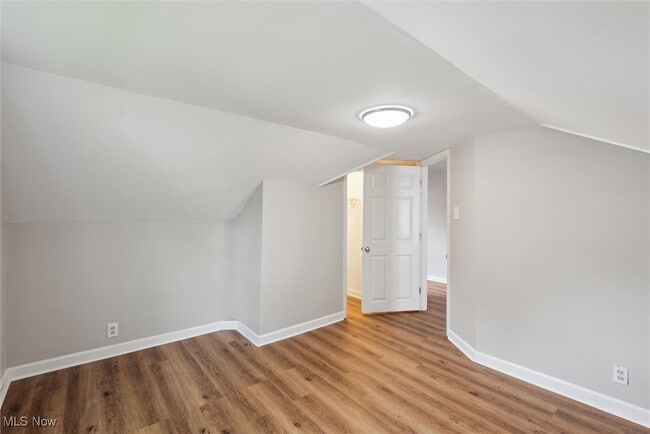 Building Photo - 3846 E Antisdale Rd