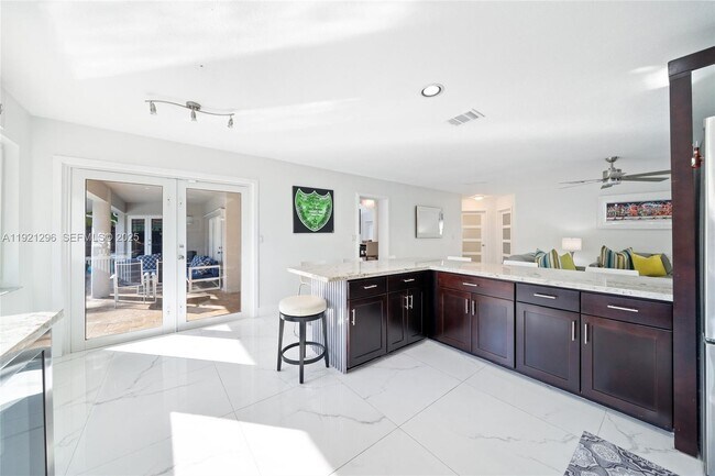 Building Photo - 15484 SW 42nd Terrace