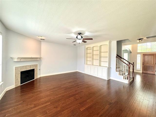 Building Photo - 1631 Clarke Springs Dr