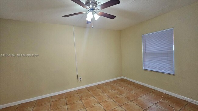 Building Photo - 1848 Madison St