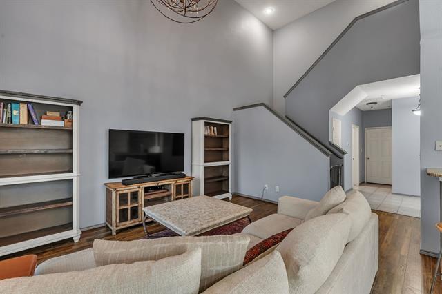 Building Photo - 3124 Tarrant Ln