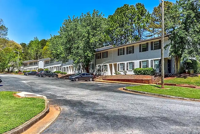 Building Photo - 3517 Creekview Pl