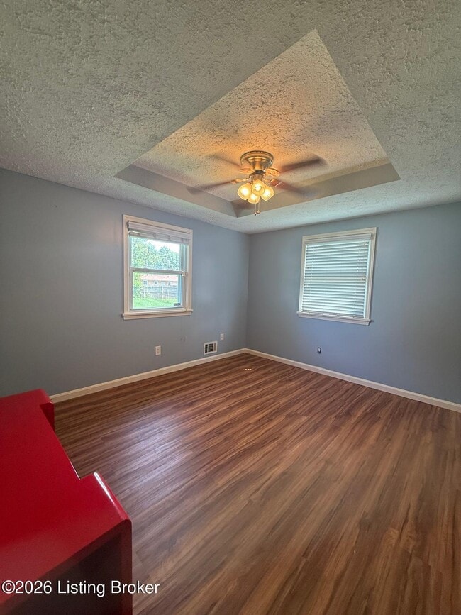 Building Photo - 5411 Fennel Ct