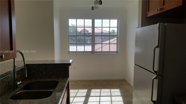 Building Photo - 131 SW 117th Ave