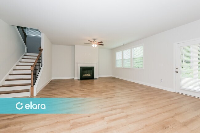 Building Photo - 351 Caledonia Ct