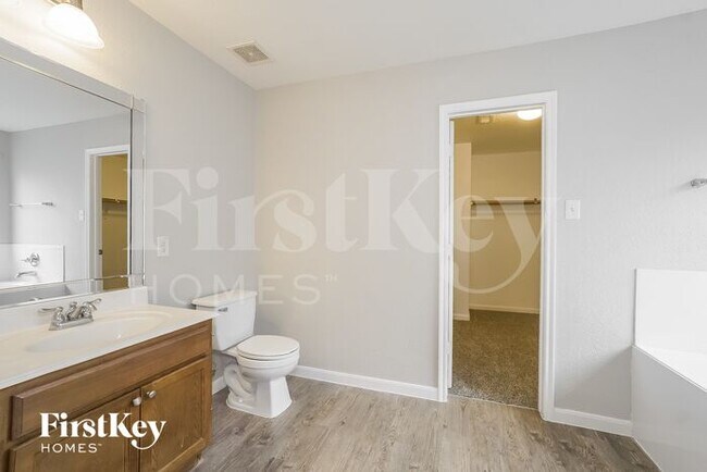 Building Photo - 15315 Harris Canyon Ln