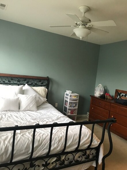 Building Photo - 2149 Knotty Pine Tr