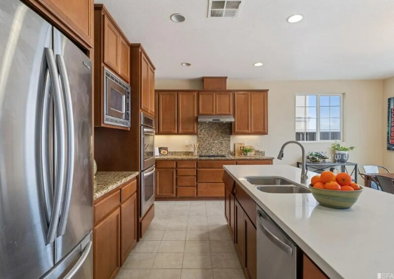 Building Photo - 4503 Sweet Water St