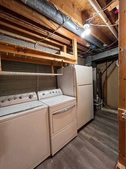 Building Photo - 7123 Dijohn Ct Dr