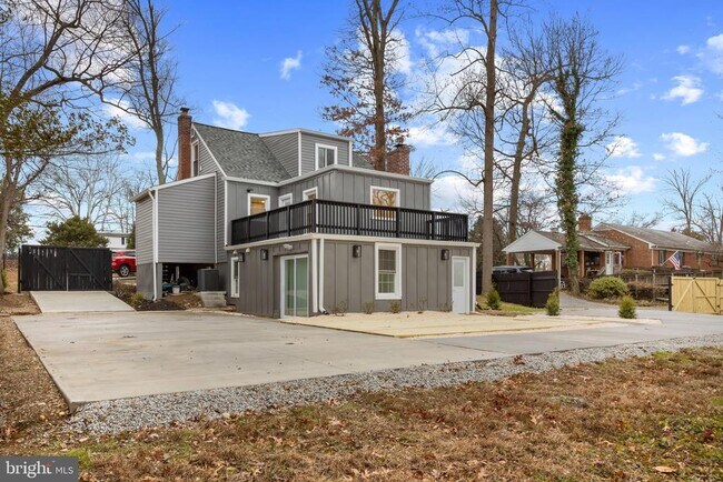 Building Photo - 3284 Annandale Rd