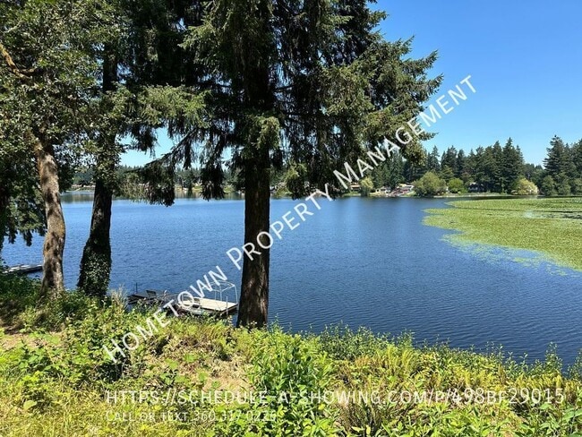 Primary Photo - Beautiful 2 Bedroom, 1 Bath Apartment on P...