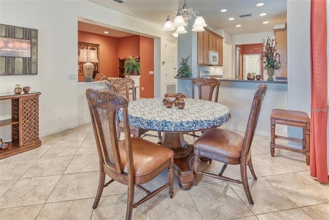 Building Photo - 2310 Palm Tree Dr