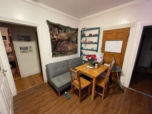 Building Photo - 26 Greylock Rd