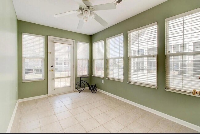 Building Photo - 5172 Vinings Bend