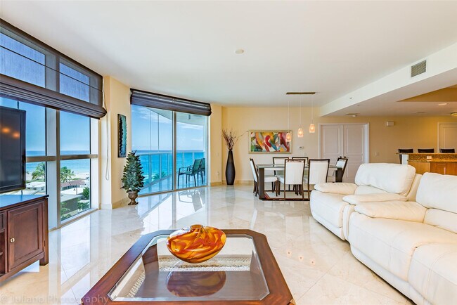 Building Photo - 801 Briny Ave