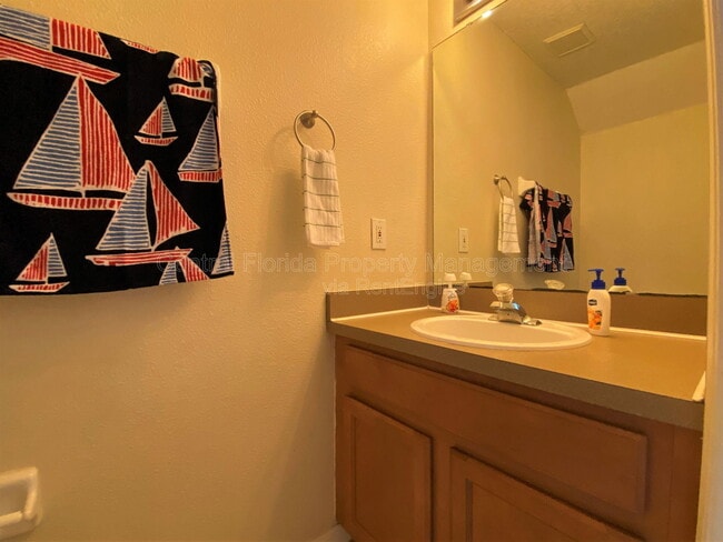 Building Photo - 4417 Waterside Pointe Cir