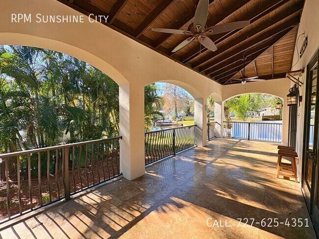 Building Photo - 1152 Lagoon Rd