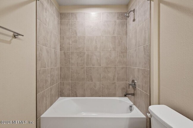 Building Photo - 20 Sabal Ct