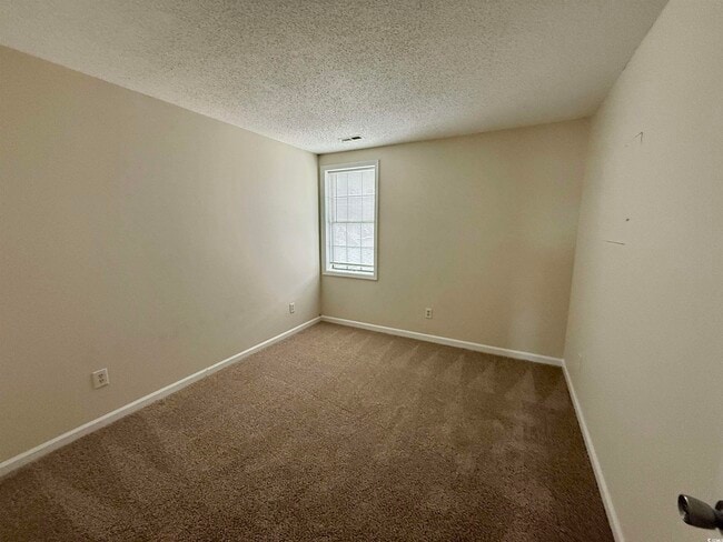 Building Photo - 911 Charles St