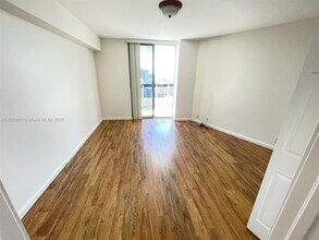 Building Photo - 3530 Mystic Pointe Dr