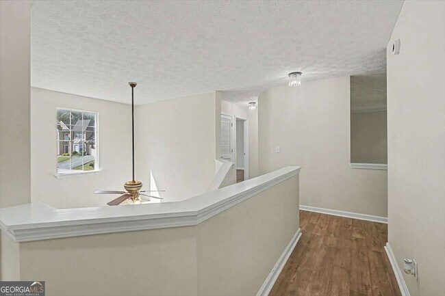 Building Photo - 1590 Waterway Pl SW