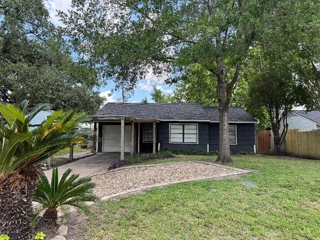 Primary Photo - 7006 Jalna St
